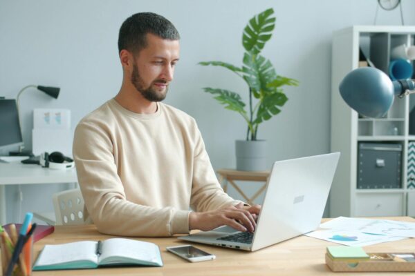 How Better Connectivity Improves Employee Productivity